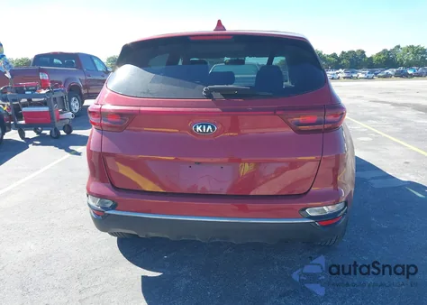 2021 Kia Sportage Lx z USA, uszkodzony, nr VIN KNDPM3AC2M7884971